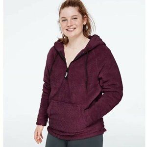 VS PINK TEDDY HALF ZIP PULLOVER IN LUSCIOUS PLUM